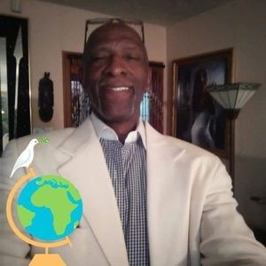 Meet your Posher, Reggie